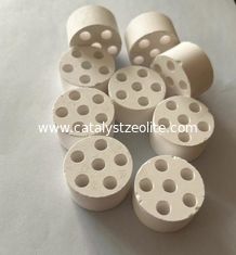 6 Delik 33mm 18mm Alümina Katalizör Destek Yüksek Yüzey Alanı
