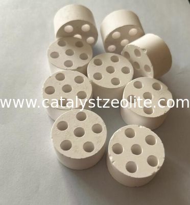 6 Delik 33mm 18mm Alümina Katalizör Destek Yüksek Yüzey Alanı