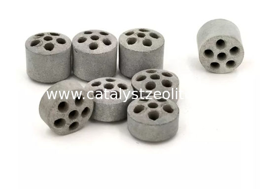 Hidrokarbonlar ve Su Hidrojen, Karbon monoksit, Karbondioksit Boru Biçimli Reform Katalizöre Dönüştürülür